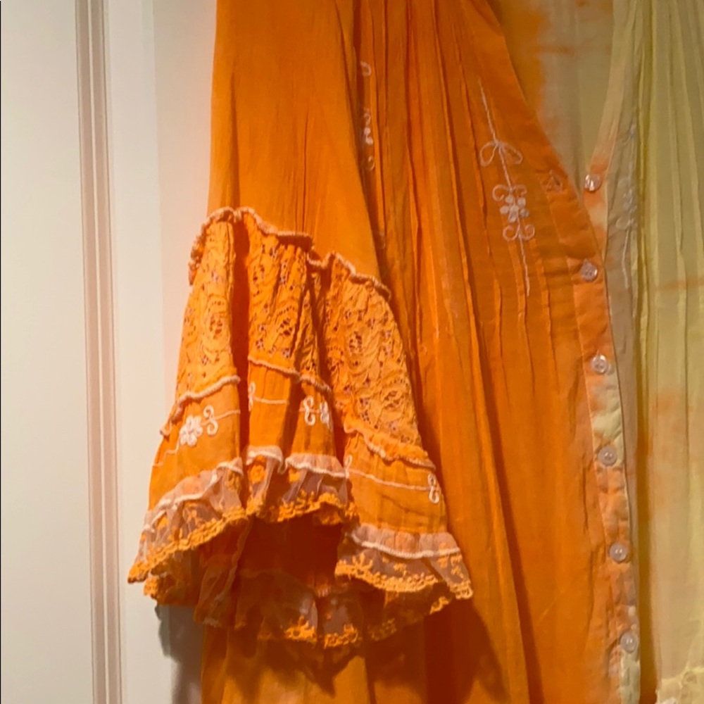 Dress - Picture 3 of 6